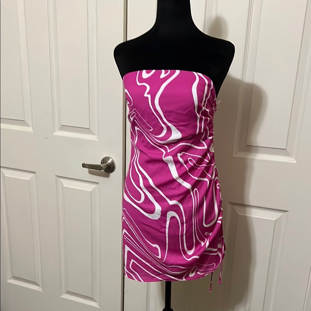 Le Lis Pink Strapless Bodycon Dress for Cocktail